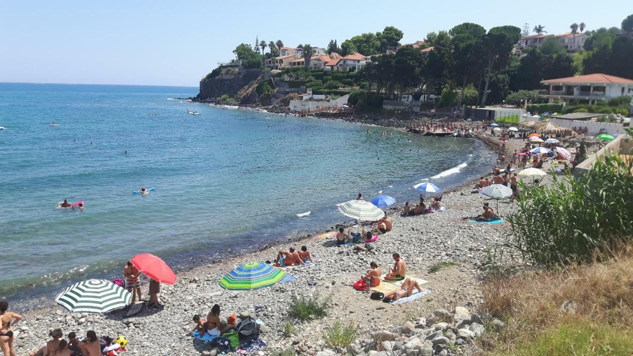 Villetta Sul Mare In Residence Brucoli Kültér fotó